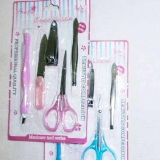 Set De Manicura Con Alicate
